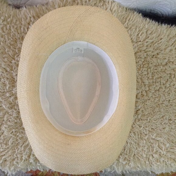 "Paper" Fedora, Ladies M/L: Fun, Beachwear, Resort, Summertime, Vacation ready - Picture 3 of 4